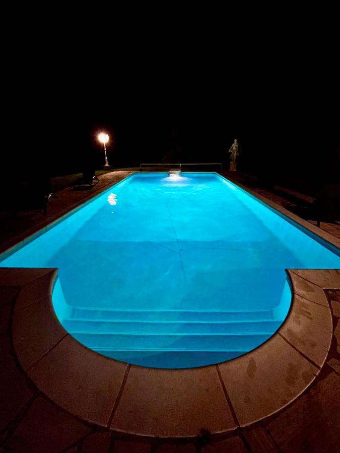 La Villa Perroquet Poncins ภายนอก รูปภาพ