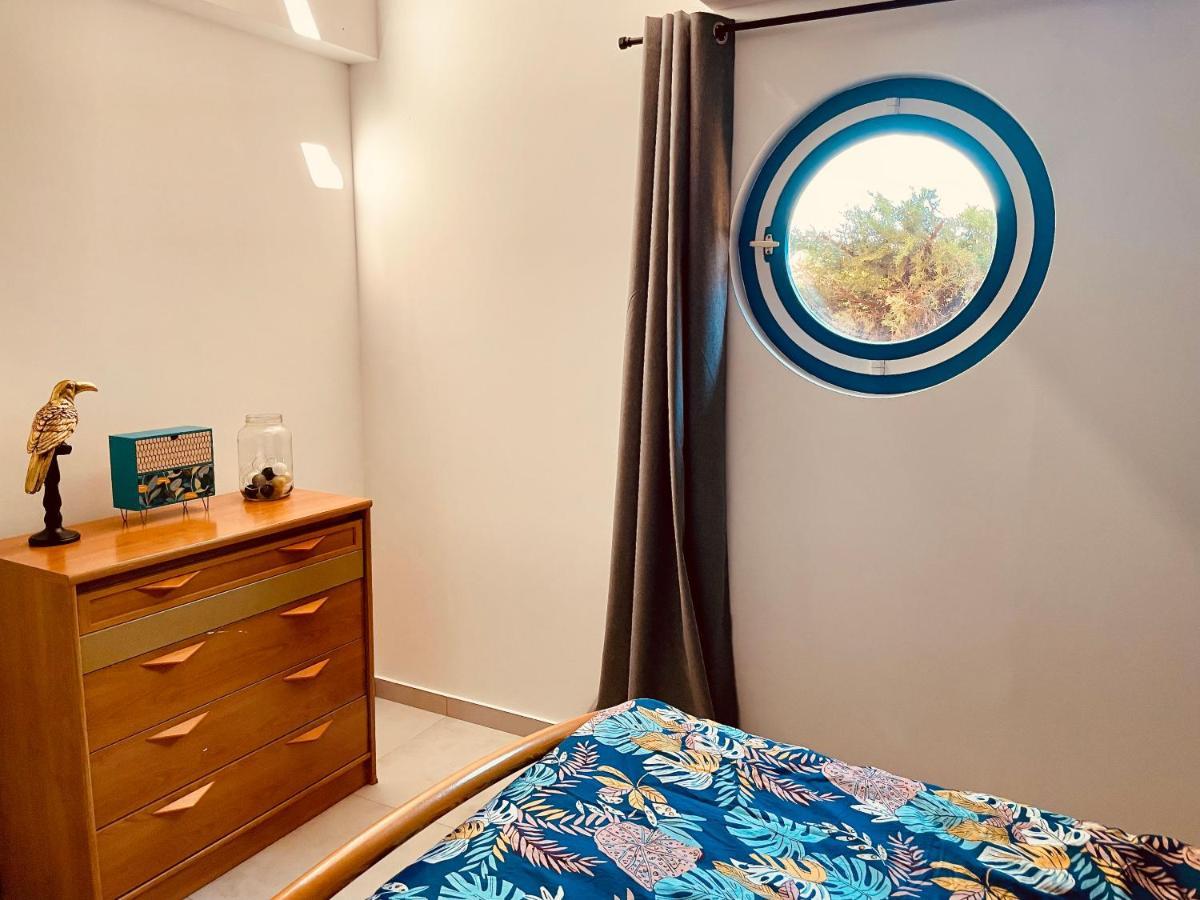 La Villa Perroquet Poncins ภายนอก รูปภาพ